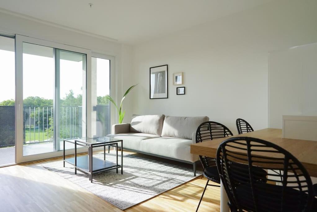 Apartment With Terrace Near Metro Station And Spa Vienna Luaran gambar